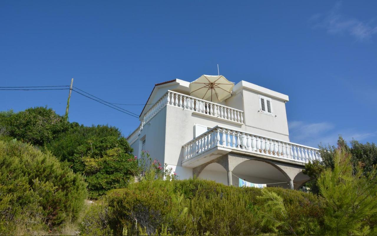 Apartments By The Sea Milna, Vis - 8944 外观 照片